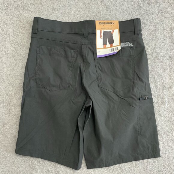 NEW Eddie Bauer Rainier 10” Tech Shorts Men’s 30 Cargo Outdoor Black - Picture 3 of 6